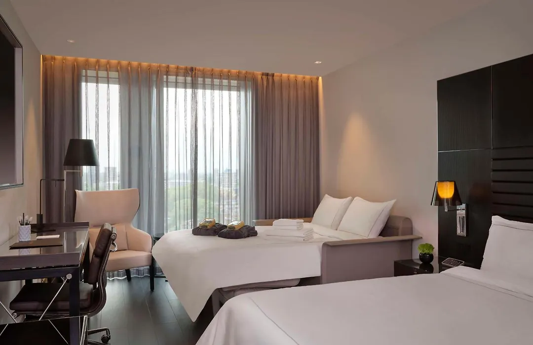 Art'Otel London Hoxton, Powered By Radisson Hotels-1